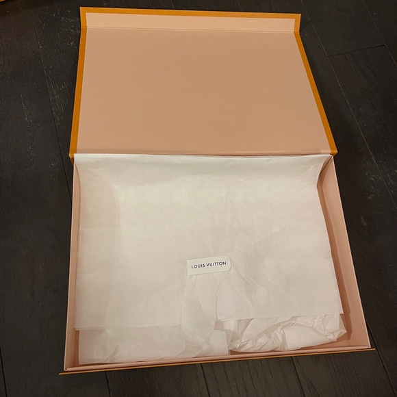 Louis Vuitton full set large empty box shopping bag home decoration storage - Picture 7 of 9